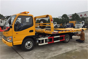 天柱哪里有拖车服务