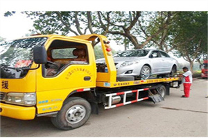 天柱附近24小时汽车拖车服务热线