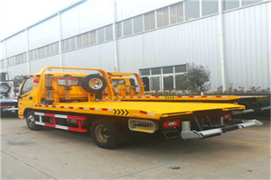 天柱附近拖车救援搭电