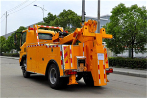 天柱高速路拖车费