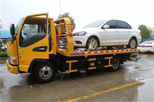 天柱附近拖车救援24小时服务热线